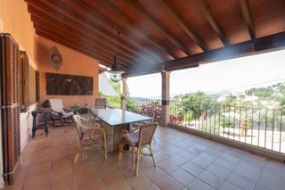 Chalet à Puigpunyent. Exclusivo chalet con vistas espectaculares en galilea