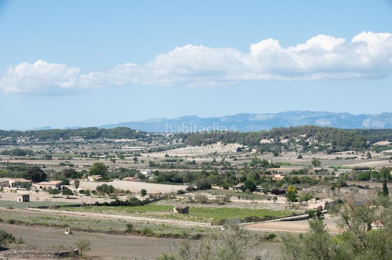 Foto abe1e04d-0e6a-4de0-ab6e-eb2a953e43c8. Masia amb calefacció aparcament a Sineu