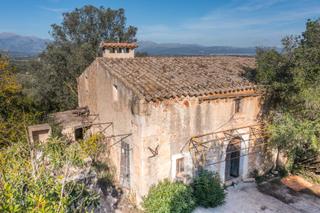 Mas à Llubí. Magnífica finca rústica en llubi