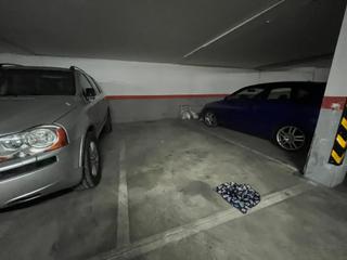Parking coche en Urbanización San Isidro. Plaza de garaje