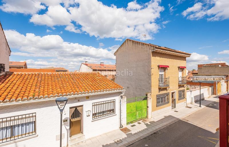 Foto 5c963437-76d0-4055-b23a-231c7de14c19. Casa adosada magnífica vivienda céntrica en el álamo !!! en Álamo (El)