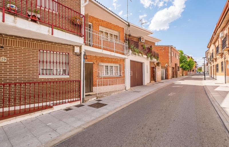 Foto 630171fc-f373-4297-9e03-b48bb4915501. Casa adosada magnífica vivienda céntrica en el álamo !!! en Álamo (El)