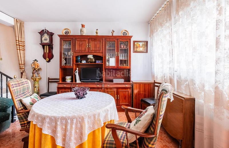 Foto a2838369-3afc-4404-ba64-22f46b083a69. Casa adosada magnífica vivienda céntrica en el álamo !!! en Álamo (El)