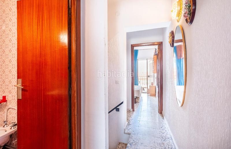 Foto ea43a3ff-9f8b-4c2d-9b15-070fb977989a. Casa adosada magnífica vivienda céntrica en el álamo !!! en Álamo (El)