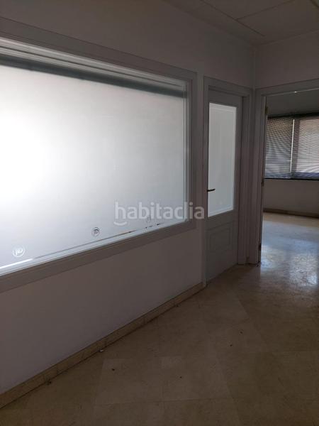 Foto 3fd9da00-58fc-49f2-b060-96a83c9d9dd6. Local comercial  154 m2, en Perillo Oleiros