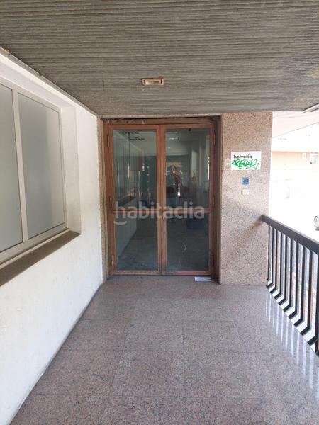 Foto 6bbd5454-097e-40e8-b41c-82913ceec2da. Local comercial  154 m2, en Perillo Oleiros