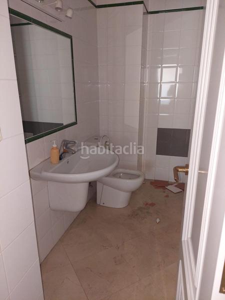 Foto 6ed34b10-d808-466e-be88-435da555c4a4. Local comercial  154 m2, en Perillo Oleiros
