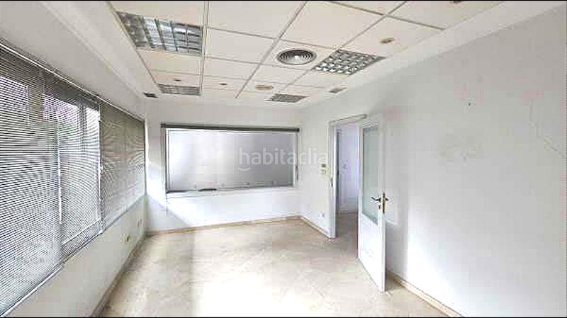 Foto ba867a71-f200-4d48-8a06-c2617794828d. Local comercial  154 m2, en Perillo Oleiros