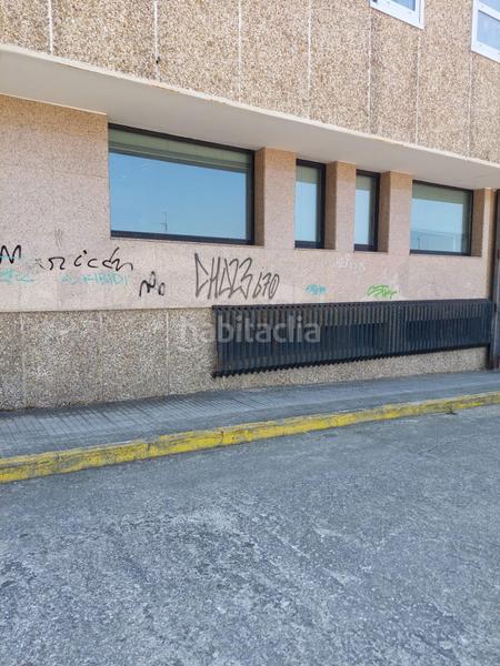 Foto cc5d14d6-90e2-4b69-9802-5f8b1b5295b8. Local comercial  154 m2, en Perillo Oleiros