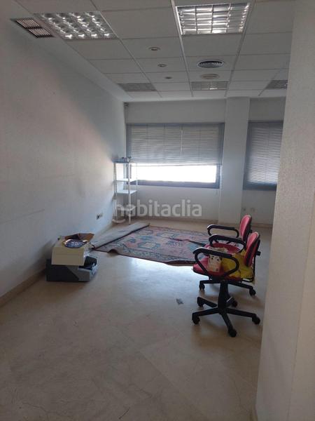 Foto fa975699-b0cd-41e0-bafc-7f887602ad1c. Local comercial  154 m2, en Perillo Oleiros