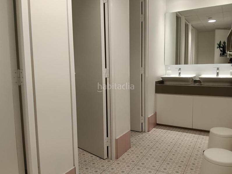 Foto 481ae384-3688-40ff-a5f3-f2a1e4ac1d10. Rent office space with heating in Almagro Madrid