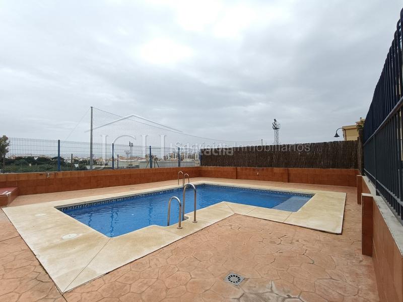 Foto c737995f-f64f-41e0-9831-10891a8037cf. Appartement avec parking piscine dans Los Árboles Mijas