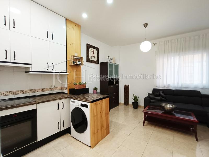 Foto 2129588a-2108-487d-a7b6-86fd7f22cac3. Apartamento en calle rio campanillas 15 bonito apartamento en planta baja con patio exterior en Mijas