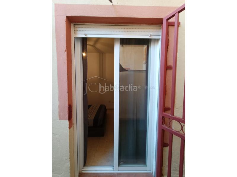 Foto a4fd2f1b-3d2d-4144-b3a5-32e30d40f434. Apartamento en calle rio campanillas 15 bonito apartamento en planta baja con patio exterior en Mijas