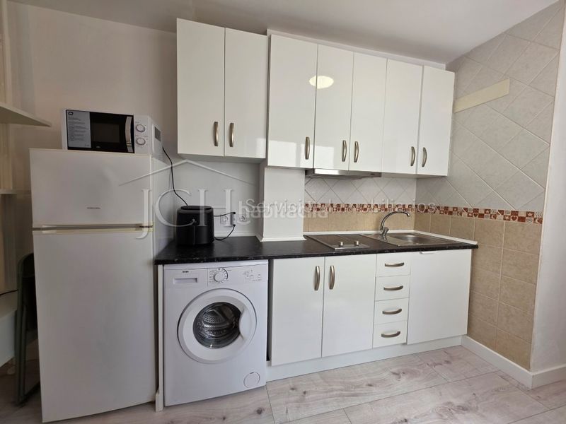 Foto a0b773d3-6b7a-4cdd-9a4b-7a9a7475c687. Lloguer apartament a Centro Mijas
