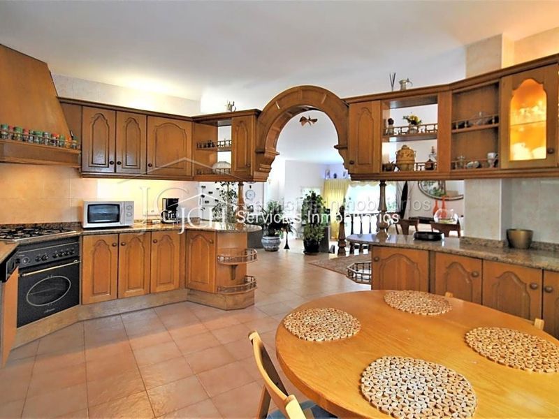 Foto 74383db1-c1a0-4ae3-a0e0-2b9e2dadab95. Casa amb aparcament piscina a Mijas pueblo Mijas