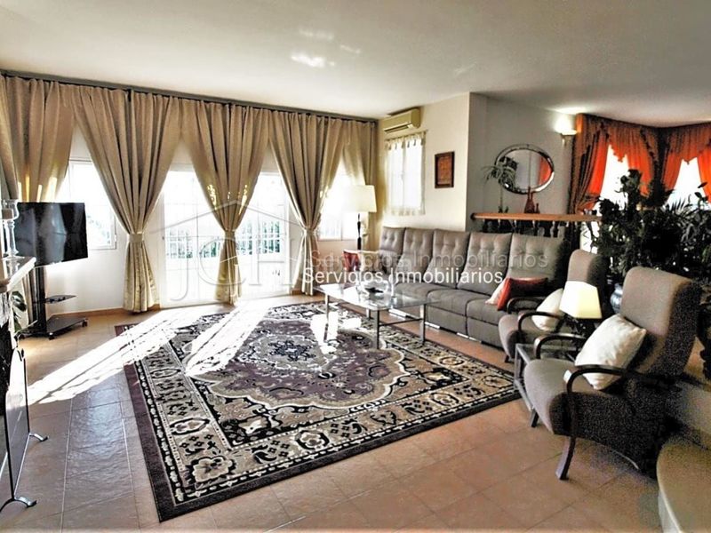 Foto 9045007b-647d-435d-a022-d75187754e27. Casa amb aparcament piscina a Mijas pueblo Mijas