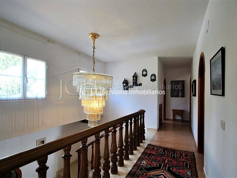 Foto 9f925fa2-a1ea-4343-afb8-ab89a30473b7. Casa amb aparcament piscina a Mijas pueblo Mijas