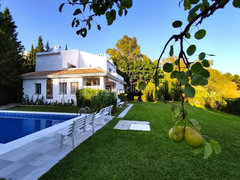 Foto b42e996a-af6e-41ea-9f46-3e7a516d5c88. Casa amb aparcament piscina a Mijas pueblo Mijas