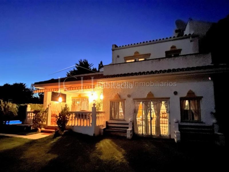 Foto c37f051f-1a1b-4932-bd1f-a3490bf9e804. Casa amb aparcament piscina a Mijas pueblo Mijas