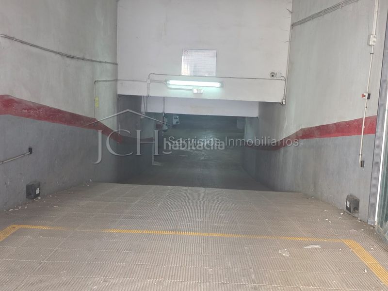 Foto 1e2968d9-5a03-4ec0-918f-348c29ffd9f5. Aparcament cotxe a Centro ciudad Fuengirola