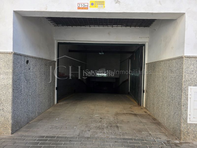 Foto 2478f8b1-a6d2-4b53-8763-17909c5bfbf5. Aparcament cotxe a Centro ciudad Fuengirola