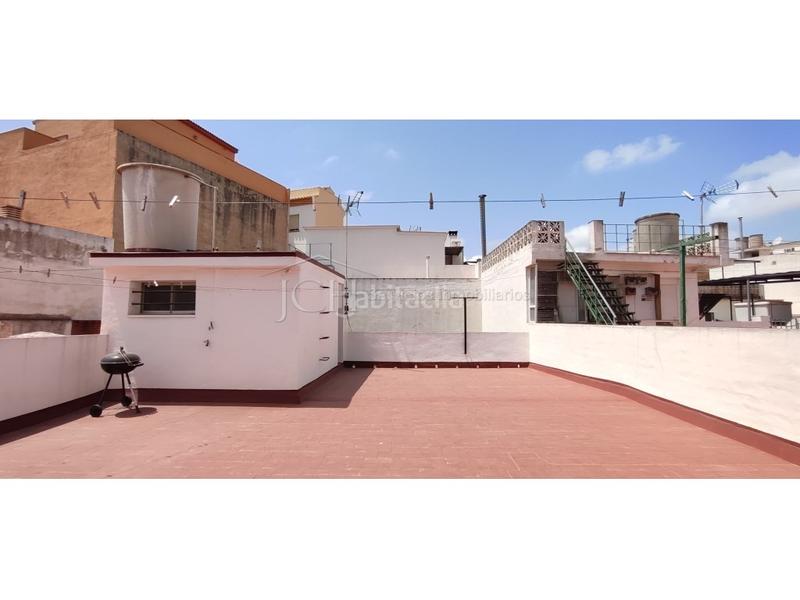 Foto 2ebd96b0-a56e-4fd2-ae4b-02b281eda061. Casa en calle san carlos 4 casa de 4 dormitorios, con patio y solárium en las lagunas en Mijas