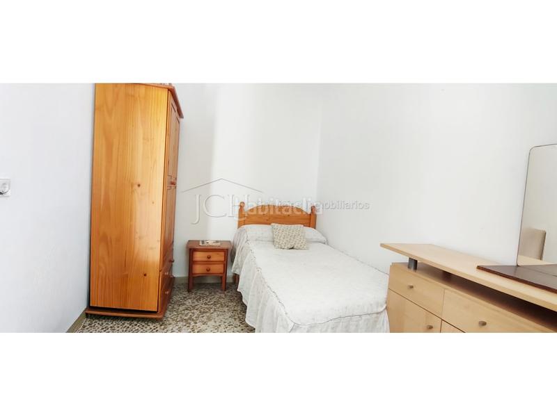 Foto 460d8ed7-4b03-469d-bba3-b758958ceb4c. Casa en calle san carlos 4 casa de 4 dormitorios, con patio y solárium en las lagunas en Mijas