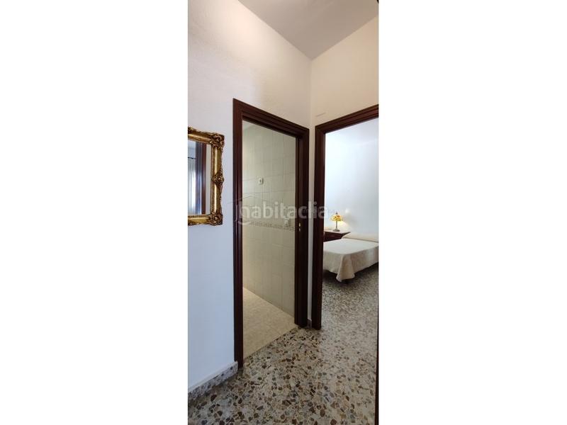 Foto 48507337-1a59-43b8-b57c-8159666d0b62. Casa en calle san carlos 4 casa de 4 dormitorios, con patio y solárium en las lagunas en Mijas