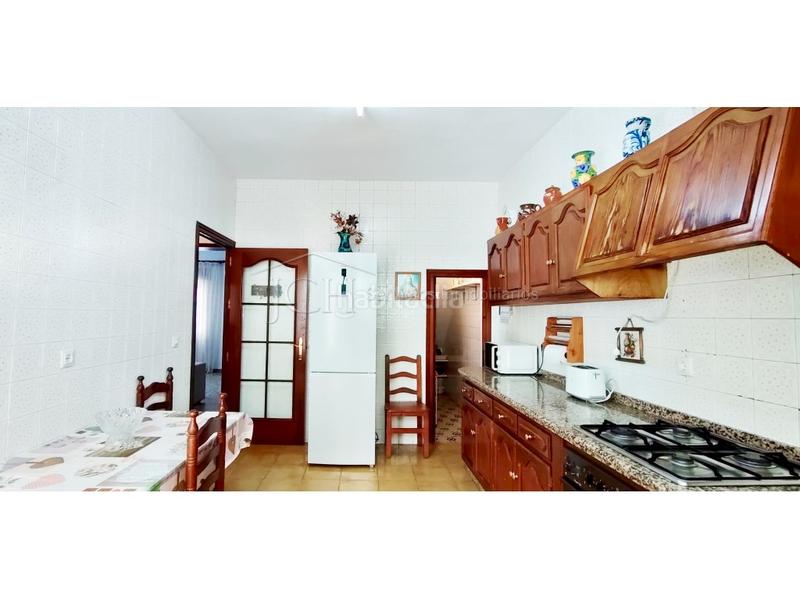 Foto 8282e206-5687-4216-b7c9-d4d5934403c0. Casa en calle san carlos 4 casa de 4 dormitorios, con patio y solárium en las lagunas en Mijas