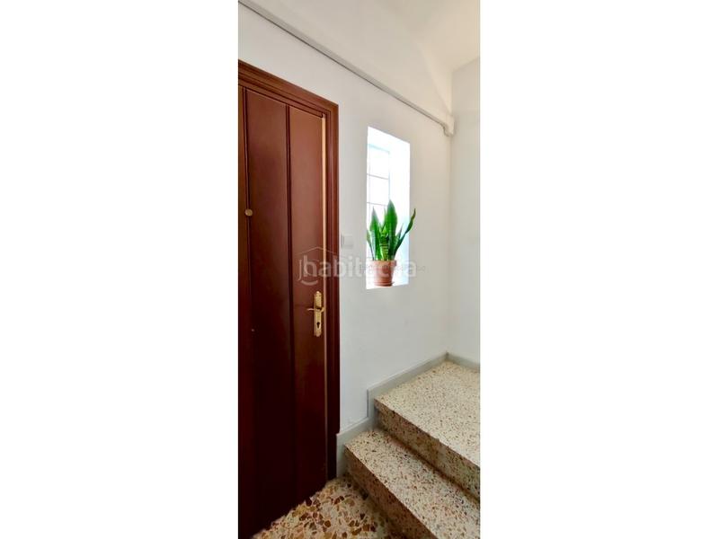 Foto cbaf5935-0b80-4e76-aa78-ba78aaad654b. Casa en calle san carlos 4 casa de 4 dormitorios, con patio y solárium en las lagunas en Mijas
