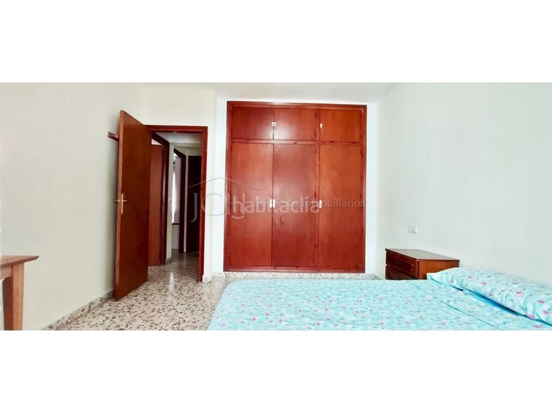 Foto fd6f53b5-5b2b-4073-965e-1f351d690604. Casa en calle san carlos 4 casa de 4 dormitorios, con patio y solárium en las lagunas en Mijas