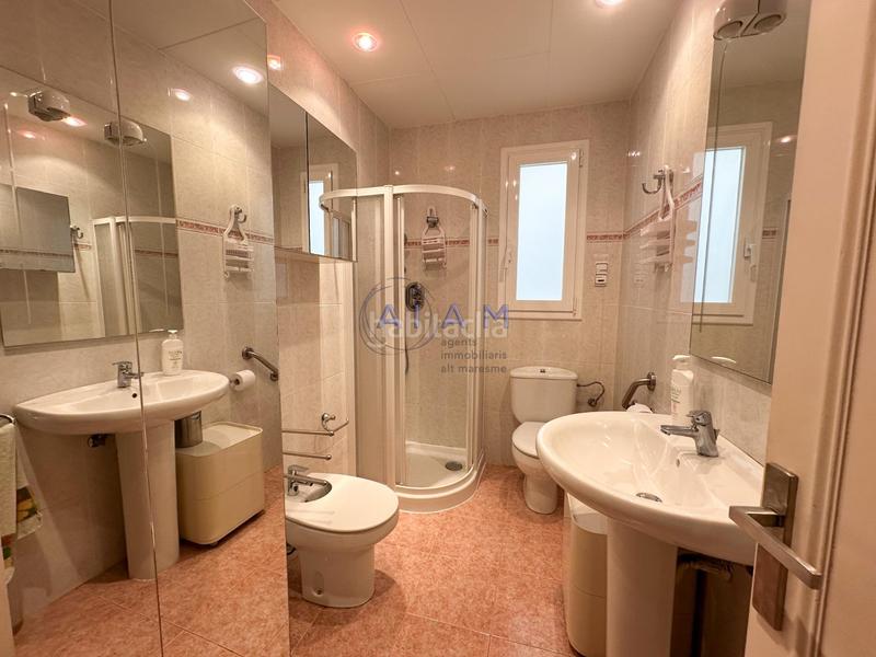 Foto 17d896dd-fc01-47d9-87a9-be1077ca7d4b. Haus mit heizung in Calella