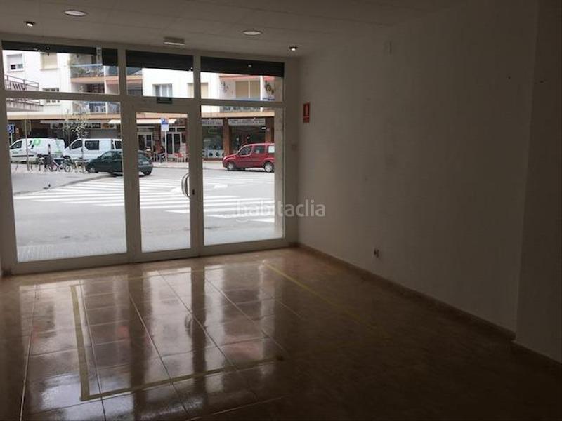 Foto e3ba24b4-4b7e-4610-b885-4d1e08202e2d. Local comercial local pineda centro en Centre Pineda de Mar