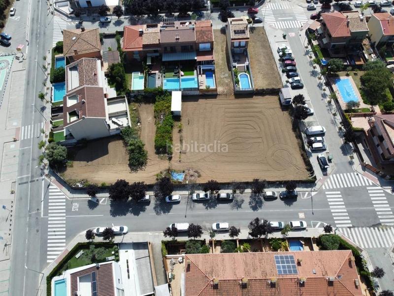 Foto 60e6acef-cc36-4799-b09e-8d018547fa8a. Terreno residencial parcel.les en venda a en Centre Pineda de Mar