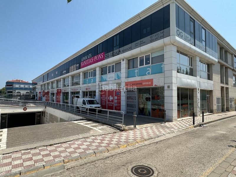 Foto e59d56bd-f6c2-45c7-bc1e-61f3c6af6b11. Alquiler local comercial local despacho en segunda planta en Pineda de Mar