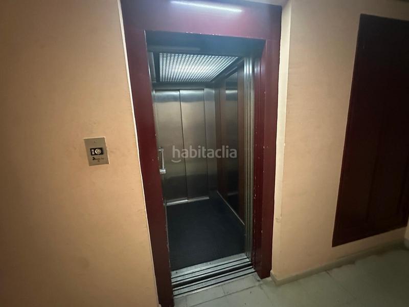 Foto 9dc3e32e-31f4-45c4-9076-d14784f6ac0e. Location local commercial dans Centre Pineda de Mar