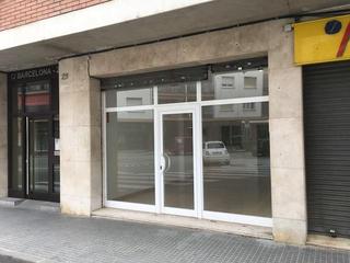 Location Local commercial  Calle barcelona. Local pineda centro