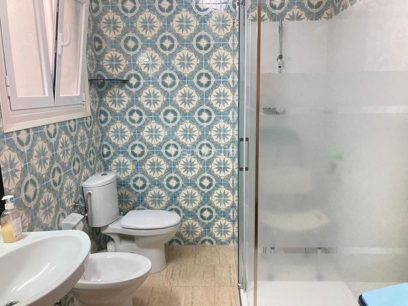 Foto a3ea2dfe-f250-4e23-8be9-d62c4ae50515. Edificio  con local y 2 viviendas en Sant Pere Tordera