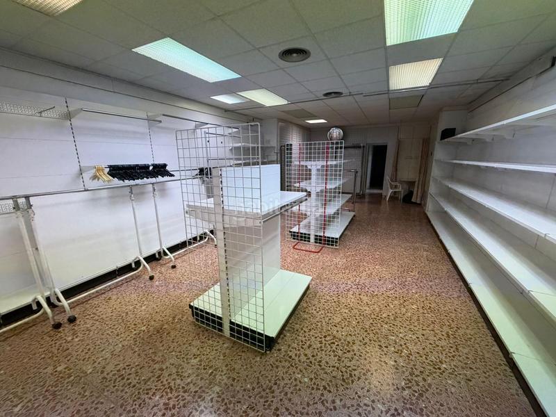 Foto 22e13d07-bad9-42c4-9388-750a12787a55. Location local commercial dans Centre Pineda de Mar