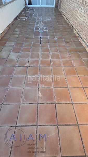 Foto 12b01562-89a1-4ad5-8720-a4244ede74ac. Casa adossada amb aparcament a Tordera Tordera