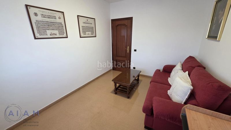 Foto a0814c4f-a813-437e-b918-d46423baa1c2. Casa adossada amb aparcament a Tordera Tordera