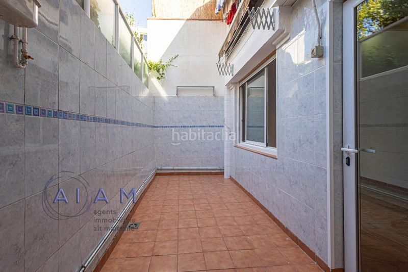 Foto 431f8e8b-6398-498e-9326-ab8ca3057be2. Planta baixa amb calefacció a Calella
