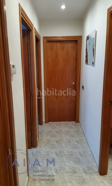 Foto b8be5023-27a6-46bd-8c34-87ea61c3ef61. Tríplex amb calefacció a Tordera Tordera