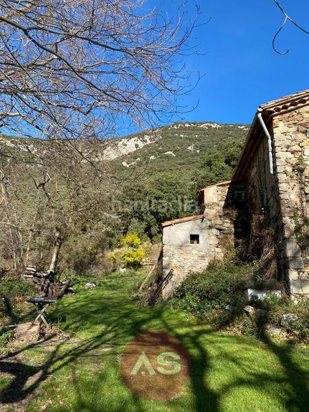 Foto 5a31cf17-5e77-43ab-bfb7-9948a4e8aa60. Masía en Albanyà