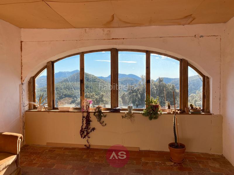 Foto f059e342-e10c-4dce-9aa1-4557c402efe2. Masía en Albanyà