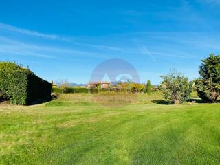 Terreny residencial  Avinguda josep maria de ventos. Golf resort torremirona, costa brava
