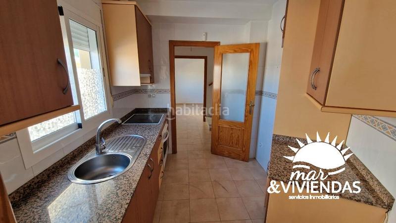 Foto d169c033-bd61-46c8-8da4-e29fda450202. Reihenhaus in calle los laureles 16 in Turre