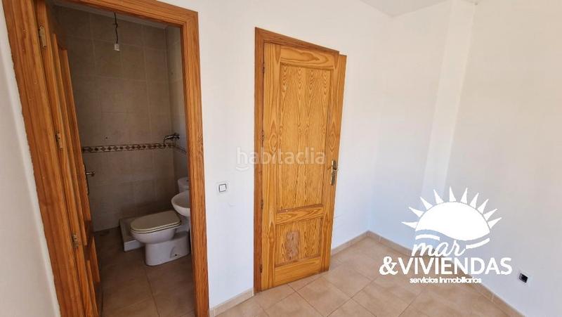 Foto f6de8552-0a7a-4567-a35d-547d9b1ba3ac. Reihenhaus in calle los laureles 16 in Turre