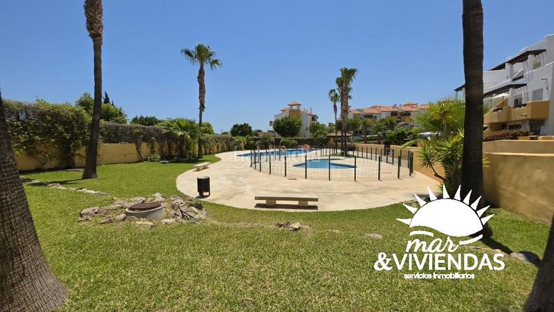 Foto 7eb06325-2bbb-4034-9428-8aec2ab60f73. Apartament a calle del esparto 3 a Las Salinas Vera